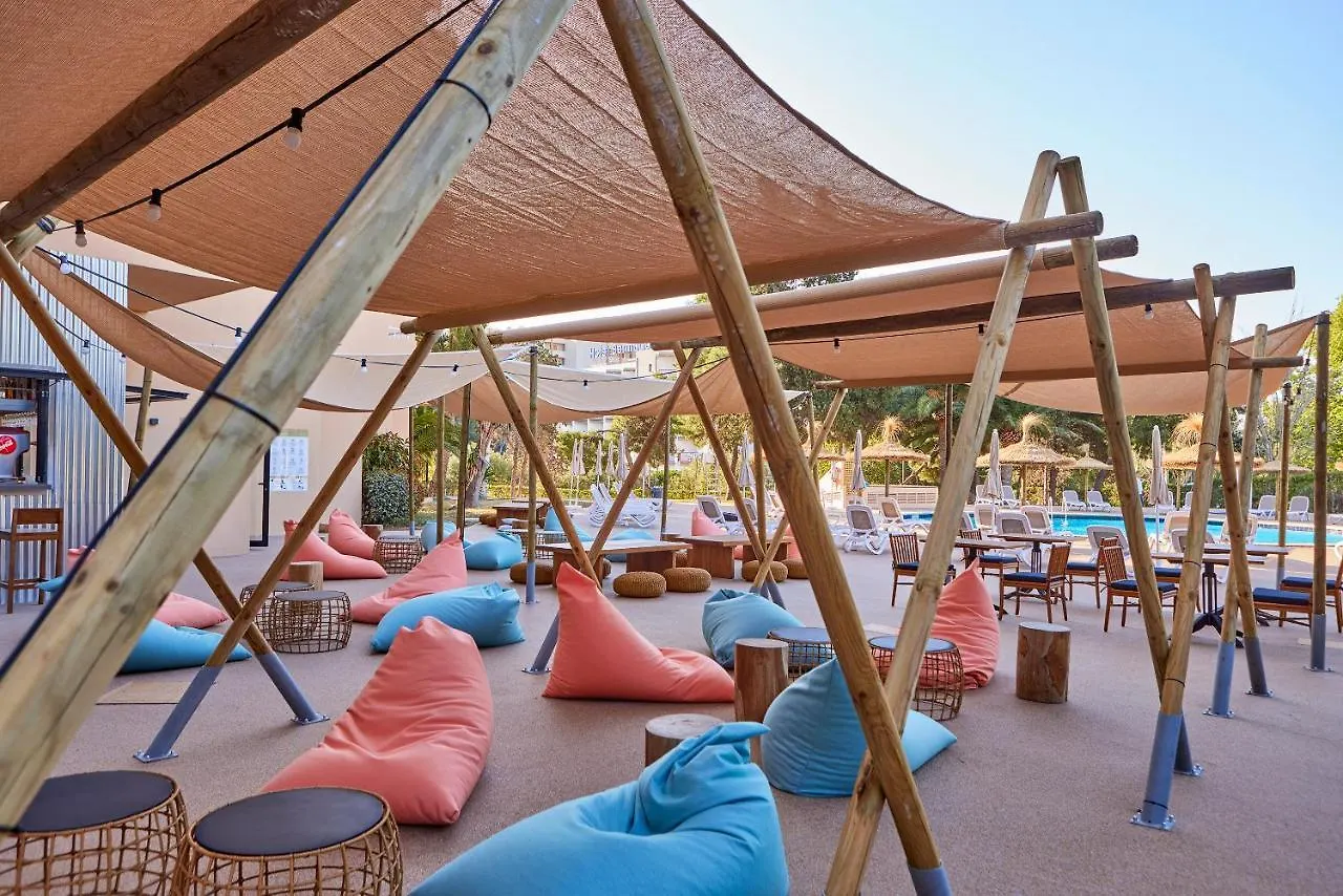 Hotel Tent Palmanova
